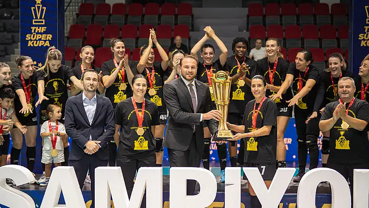  Hentbol'un zirvesi Bursa'nın süper kupa sahibini buldu